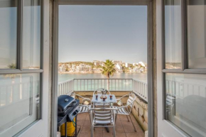 Blue Harbour 2 bedroom Seafront Apartments with stunning seaviews - by Getawaysmalta